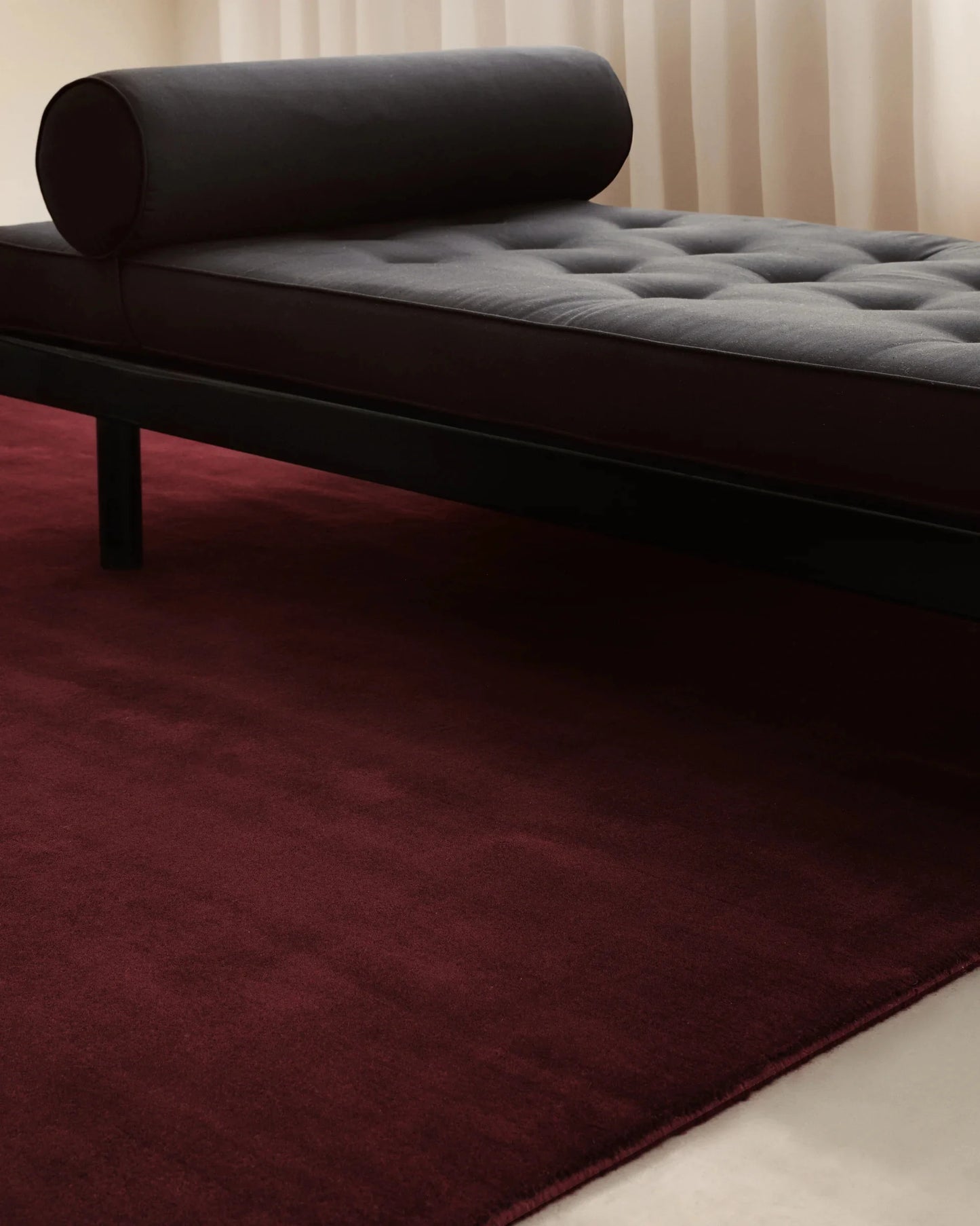 Hand Tufted Rug - Burgundy